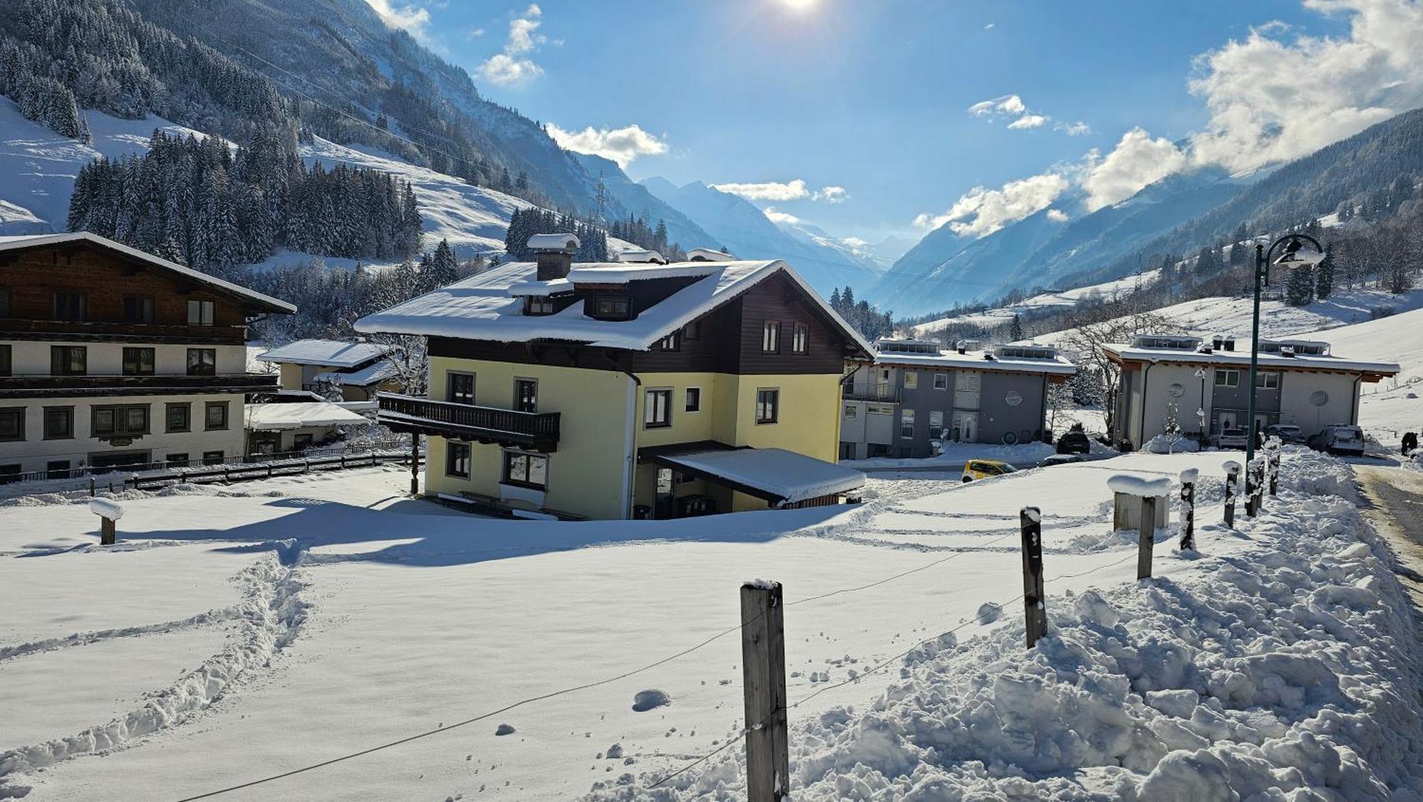 Ferienhaus Alpenrose Bruck an der Grossglocknerstrasse Exterior photo